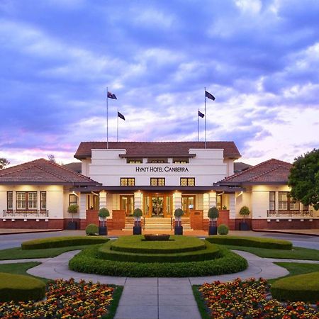 Hyatt Hotel Canberra - A Park Hyatt Hotel Exterior foto